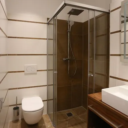 Lutz Inn 3*