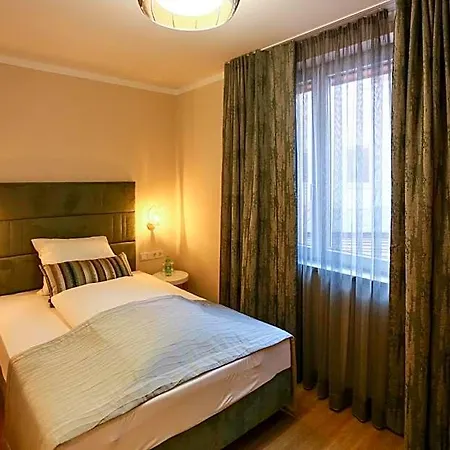 Lutz Inn 3*