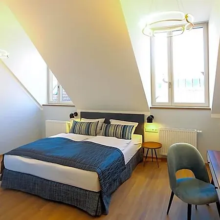 Lutz Inn 3*