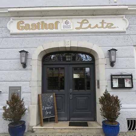 Lutz Inn