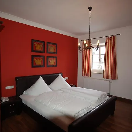 Inn Lutz 3*